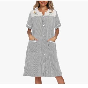 ANTHONY RICHARDS EMBROIDERED  DRESS/GOWN SIZE L